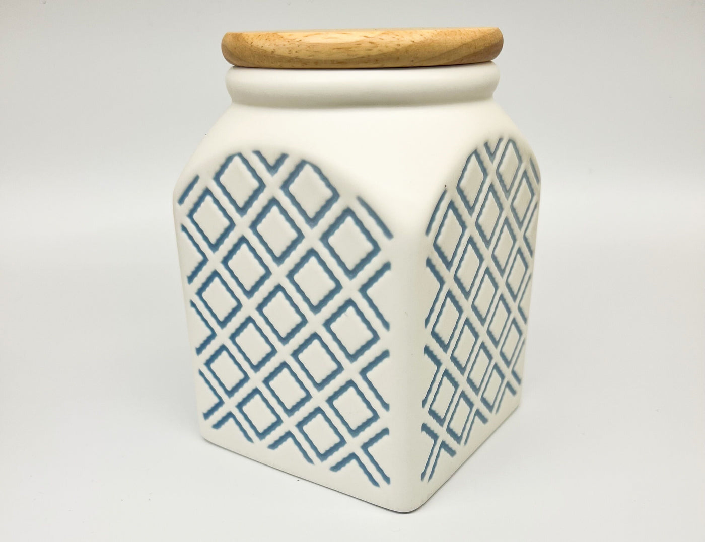 Household Moisture-proof Tea Pot With Wooden Cover